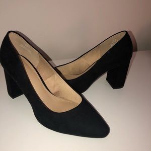 Women’s Black Suede Heels - NWOT
